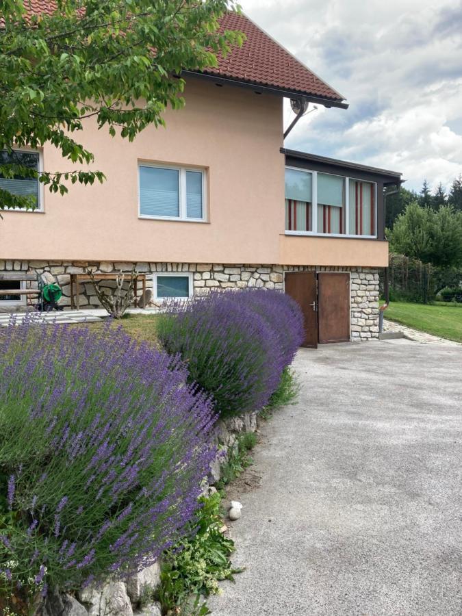 Ferienhaus Auszeit Natur Villach Luaran gambar