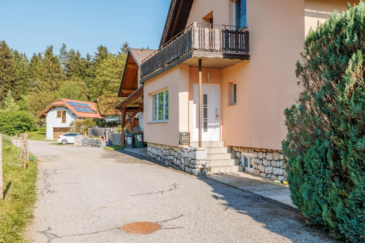 Ferienhaus Auszeit Natur Villach Luaran gambar