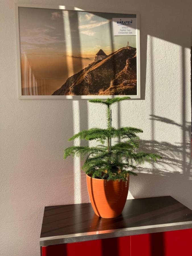 Ferienhaus Auszeit Natur Villach Luaran gambar